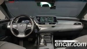 Lexus ES Executive 2020 года из Южной Кореи