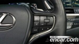 Lexus ES Executive 2020 года из Южной Кореи