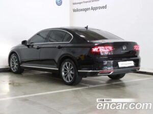 Volkswagen Passat 2.0 TDI Prestige 2022 года из Южной Кореи