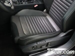 Volkswagen Passat 2.0 TDI Prestige 2022 года из Южной Кореи