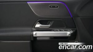 Mercedes-Benz EQB EQB300 4MATIC AMG LINE 2022 года из Южной Кореи
