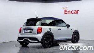 Mini Cooper BRICK LANE Edition 2022 года из Южной Кореи