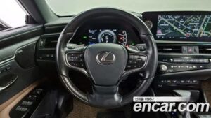 Lexus ES Executive 2022 года из Южной Кореи