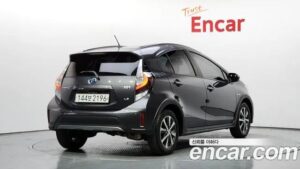 Toyota Prius 1.5 CROSSOVER 2020 года из Южной Кореи