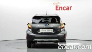 Toyota Prius 1.5 CROSSOVER 2020 года из Южной Кореи