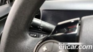 Toyota Prius 1.5 CROSSOVER 2020 года из Южной Кореи