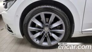Volkswagen Arteon 2.0 TDI Prestige 4motion 2020 года из Южной Кореи