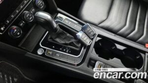 Volkswagen Arteon 2.0 TDI Prestige 4motion 2020 года из Южной Кореи