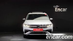Volkswagen Tiguan 2.0 TSI Prestige 2023 года из Южной Кореи