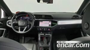 Audi Q3 35 TDI Premium 2020 года из Южной Кореи