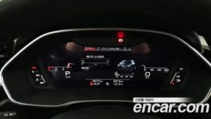 Audi Q3 35 TDI Premium 2020 года из Южной Кореи