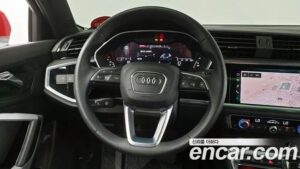 Audi Q3 35 TDI Premium 2020 года из Южной Кореи