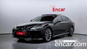 Lexus LS 3.5 Platinum AWD 2023 года из Южной Кореи