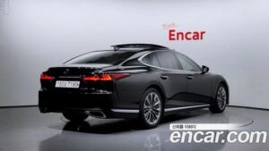 Lexus LS 3.5 Platinum AWD 2023 года из Южной Кореи