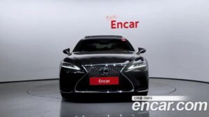 Lexus LS 3.5 Platinum AWD 2023 года из Южной Кореи