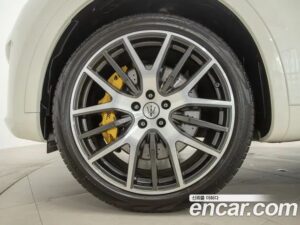 Maserati Levante 3.0 S AWD GranSport 2021 года из Южной Кореи