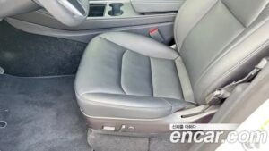 Tesla Model Y Standard RANGE 2021 года из Южной Кореи
