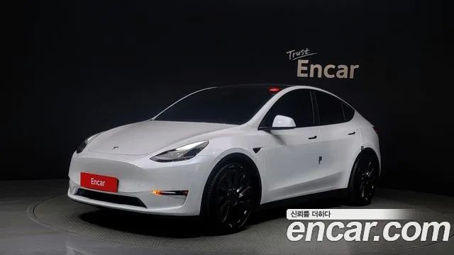 Tesla Model Y Performance 2021 года из Кореи