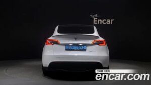 Tesla Model Y Performance 2021 года из Южной Кореи