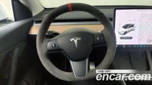 Tesla Model Y Performance 2021 года из Южной Кореи