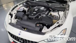 Maserati Ghibli 3.0 2021 года из Южной Кореи