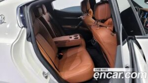 Maserati Ghibli 3.0 2021 года из Южной Кореи