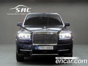Rolls-Royce Cullinan 6.7 V12 2022 года из Южной Кореи