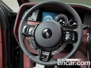 Rolls-Royce Cullinan 6.7 V12 2022 года из Южной Кореи