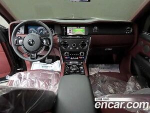 Rolls-Royce Cullinan 6.7 V12 2022 года из Южной Кореи