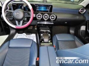 Mercedes-Benz A-Class A220 HATCHBACK 2020 года из Южной Кореи