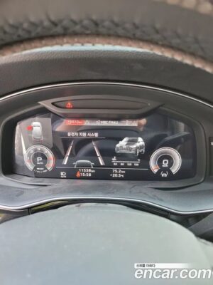 Audi Q7 45 TDI 4WD Premium 2021 года из Южной Кореи