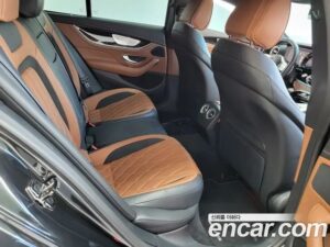 Mercedes-Benz AMG GT 4Door 43 4MATIC+ 2021 года из Южной Кореи