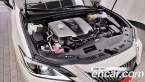 Lexus ES Luxury Plus 2021 года из Южной Кореи