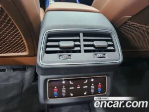 Audi e-tron 55 4WD 2022 года из Южной Кореи