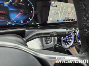 Mercedes-Benz GLB-Class GLB200 d 2023 года из Южной Кореи