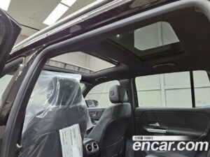 Mercedes-Benz GLB-Class GLB200 d 2023 года из Южной Кореи