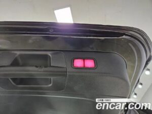 Mercedes-Benz GLB-Class GLB200 d 2023 года из Южной Кореи