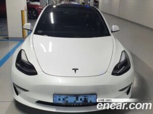 Tesla Model 3 LONG RANGE 2021 года из Южной Кореи