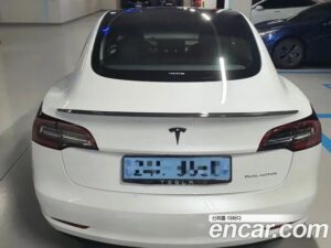 Tesla Model 3 LONG RANGE 2021 года из Южной Кореи