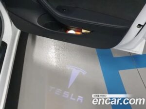 Tesla Model 3 LONG RANGE 2021 года из Южной Кореи