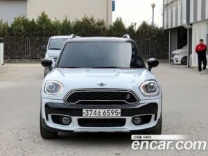 Mini Countryman ALL4 2020 года из Южной Кореи