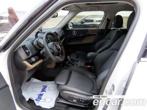 Mini Countryman ALL4 2020 года из Южной Кореи