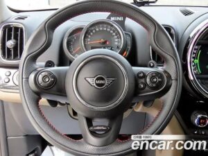 Mini Countryman ALL4 2020 года из Южной Кореи