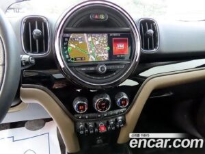 Mini Countryman ALL4 2020 года из Южной Кореи