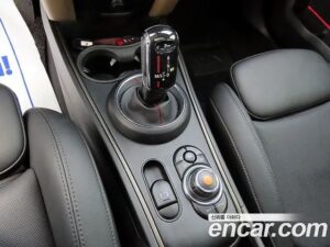 Mini Countryman ALL4 2020 года из Южной Кореи