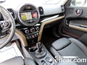 Mini Countryman ALL4 2020 года из Южной Кореи