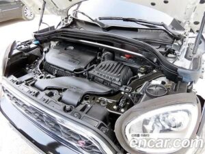 Mini Countryman ALL4 2020 года из Южной Кореи