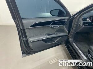 Audi A8 50 TDI 4WD Premium 2021 года из Южной Кореи