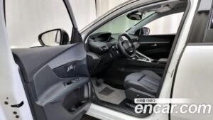 Peugeot 3008 1.2 Pure Tech ALLURE 2022 года из Южной Кореи