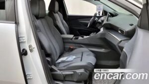 Peugeot 3008 1.2 Pure Tech ALLURE 2022 года из Южной Кореи